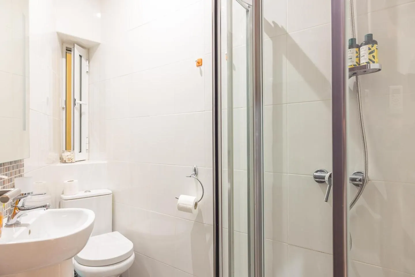 Balluta Bay Spacious Apt - 2Br Sliema 0*,  Malta