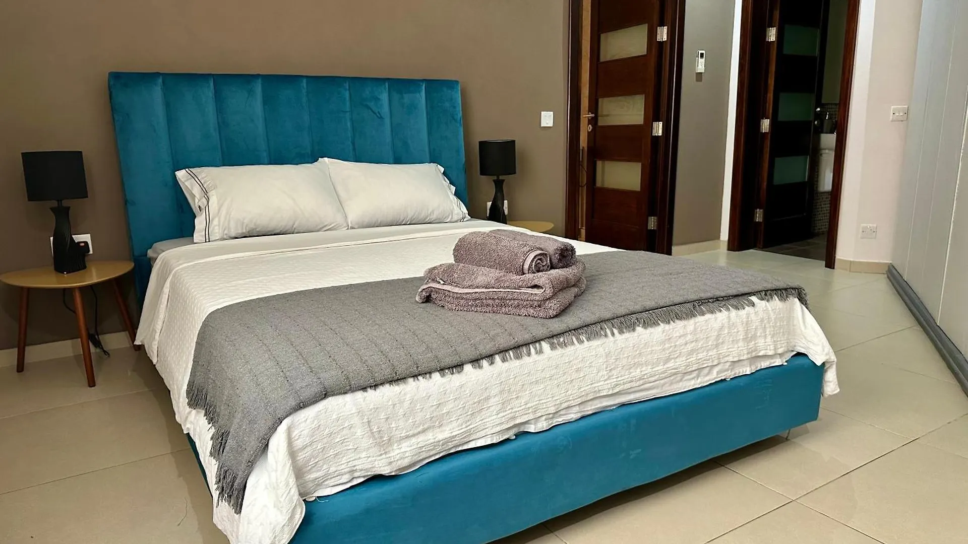 Apartment Balluta Bay Spacious Apt - 2Br Sliema